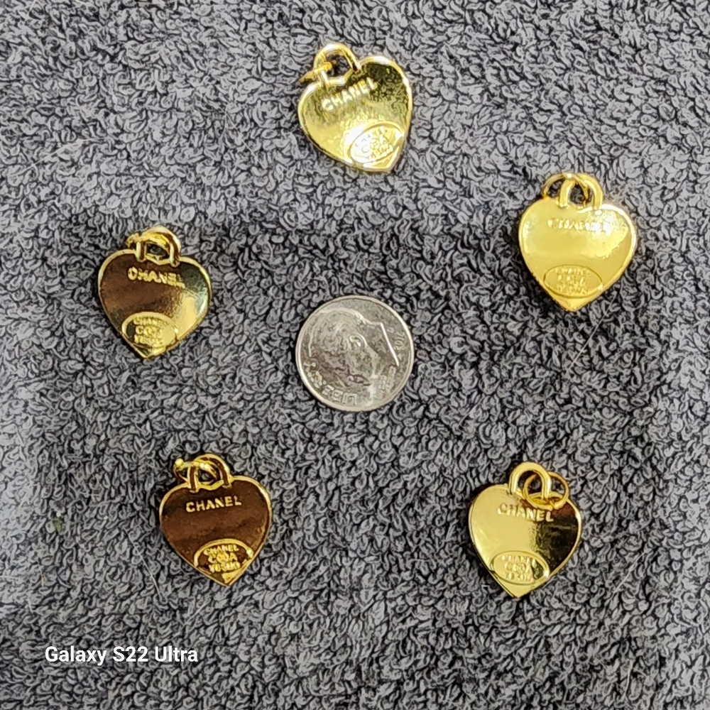 Luxury CC Gold Enamel Zipper Pull Pendant in White Green Black Periwikle Pumpkin - Picture 3 of 5